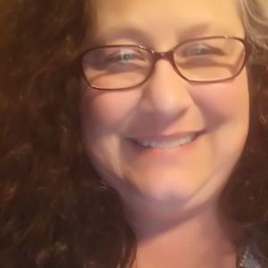 Meet your Posher, Debra